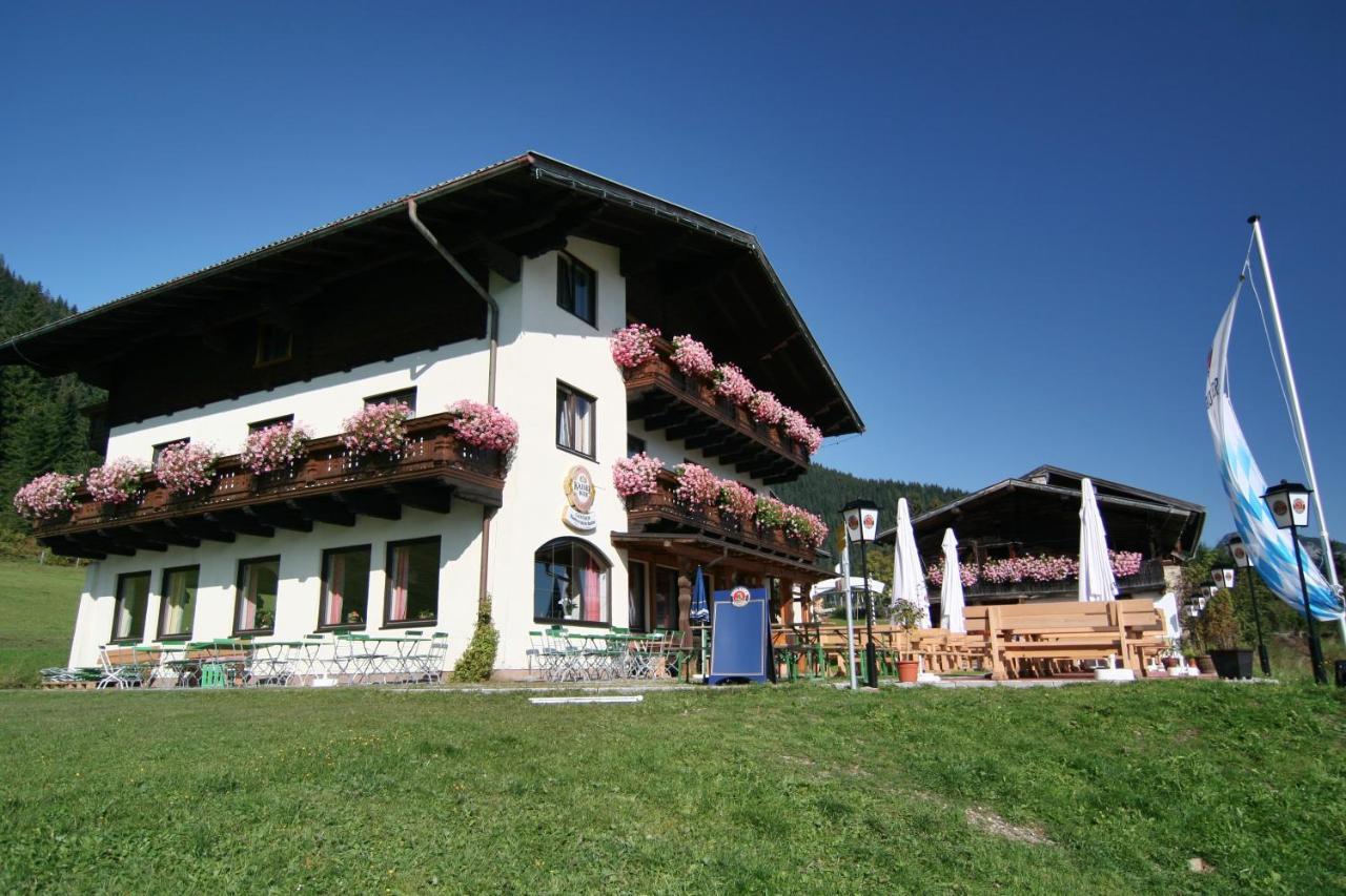 Buttermilchalm Bed & Breakfast Sankt Martin am Tennengebirge Exterior photo